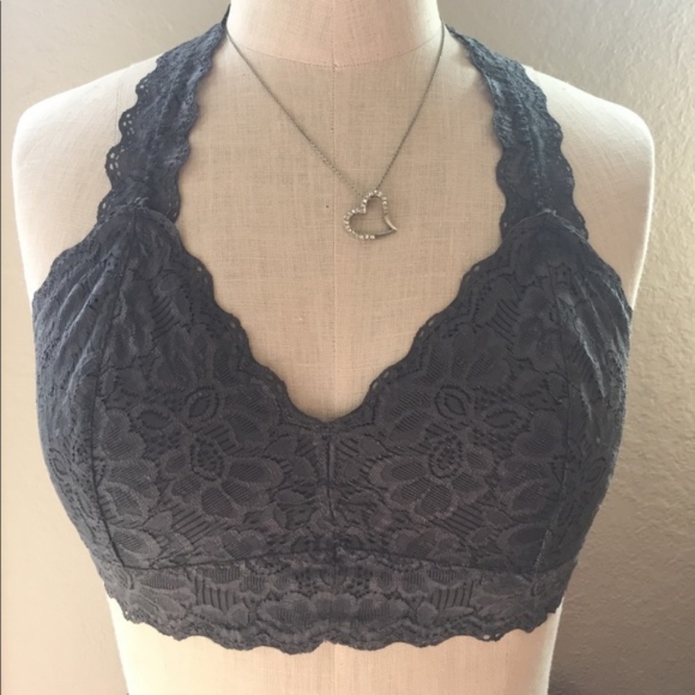🎊 SUPER CUTE FELINA LACE BRALETTE 🎊